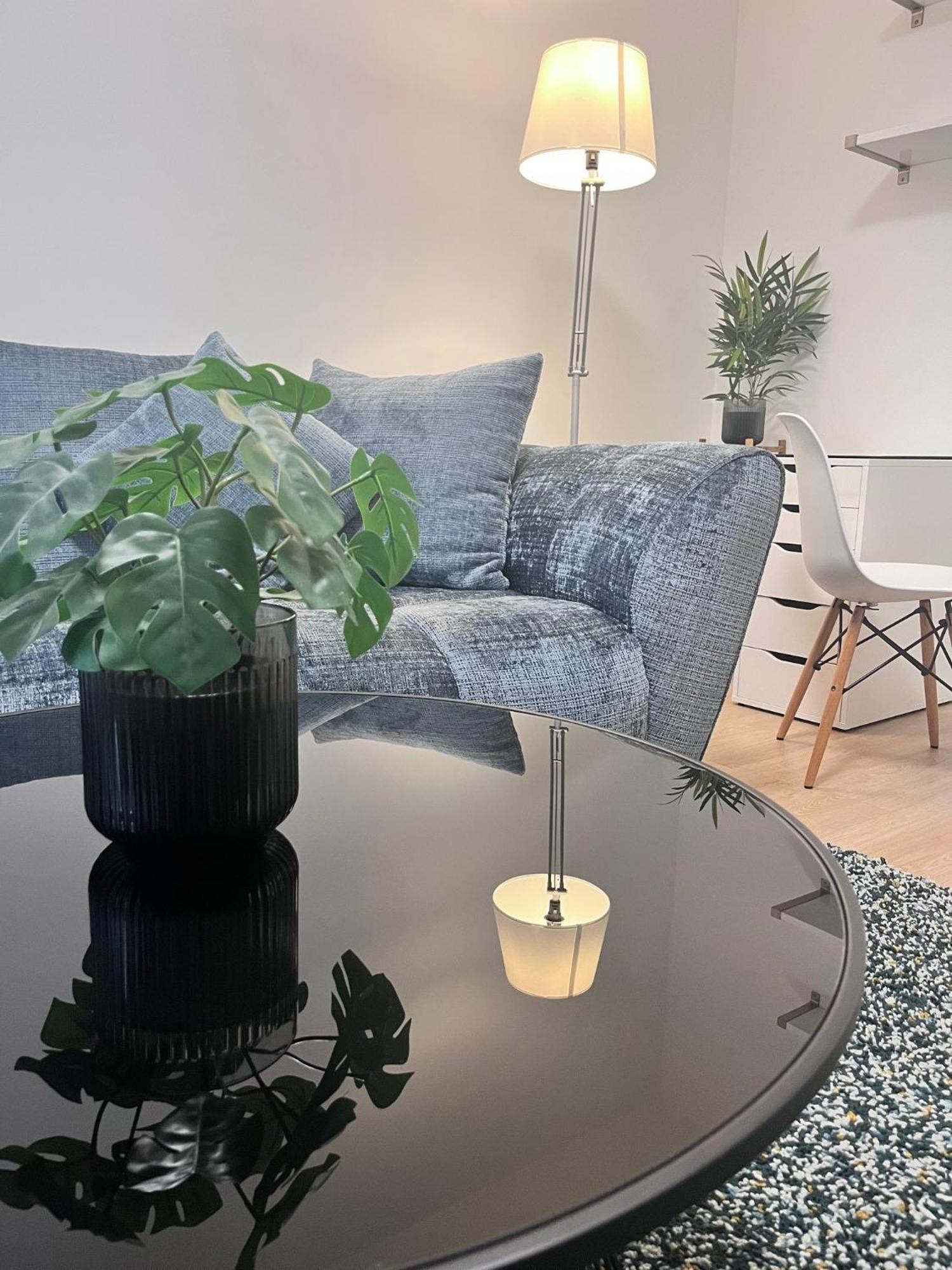 Raum2Go - No1 Modernes Ruhiges 2-Schlafzimmer Apartment City & Park Wiesbaden Buitenkant foto