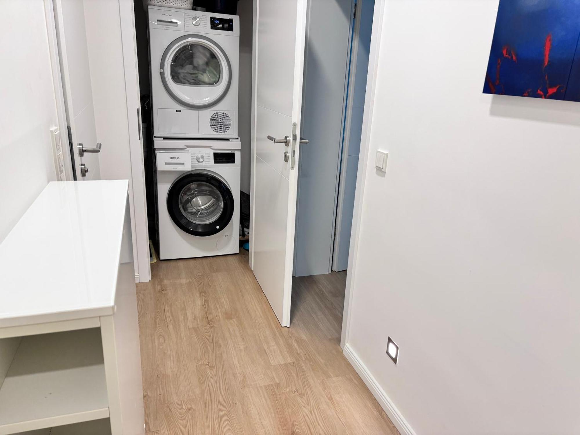 Raum2Go - No1 Modernes Ruhiges 2-Schlafzimmer Apartment City & Park Wiesbaden Buitenkant foto