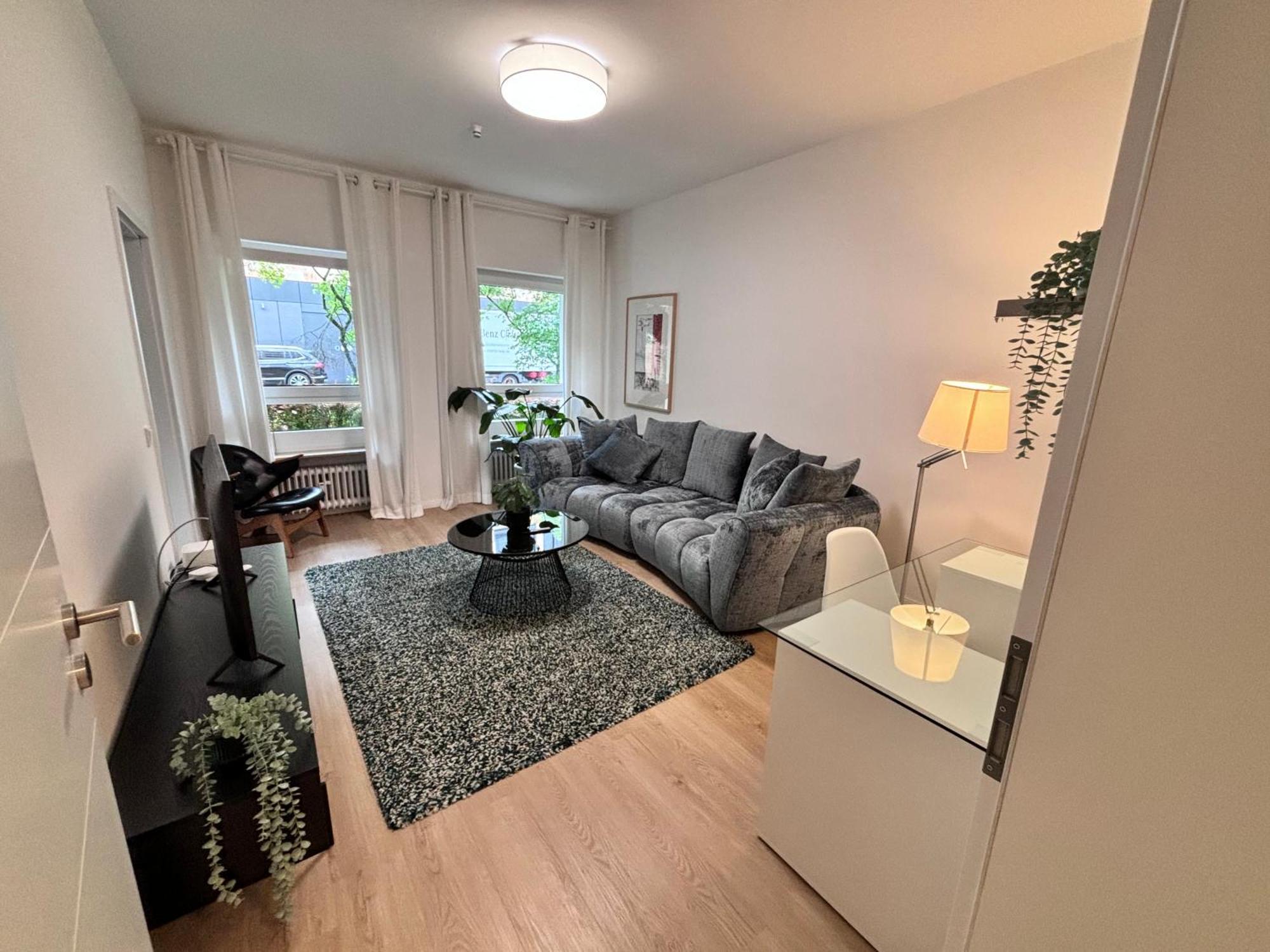 Raum2Go - No1 Modernes Ruhiges 2-Schlafzimmer Apartment City & Park Wiesbaden Buitenkant foto